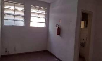 Imagem 5: Frasco Aluga: loja com sobre loja na Galeria Azenha