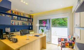 Imagem 6: CASA COM 3 SUÍTES, 4 GAR - 329,0M²AC E 477,0M² ÁREA DE TERRENO - QUINTAL COM PISCINA CHUR