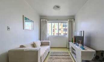 Imagem 3: Pinheiros perto do metrô