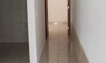 Imagem 3: Aluga casa 2/4 sendo 1 suíte