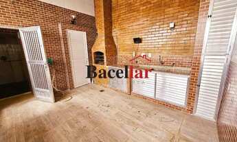 Imagem 2: Casa na Tijuca, 05 quartos, terraço, piscina, churrasqueira, sauna, 03 vagas