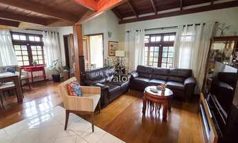 Imagem: Casa Exclusiva no Mercês 4 Quartos, Lareira