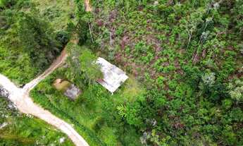 Imagem: Seu sítio com casa, córrego e lago, na