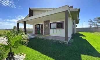 Imagem: Casa NOVA com piscina 4 dormitórios no