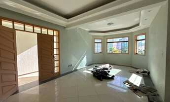 Imagem 3: Casa para aluguel, 4 quartos, 2 suítes, 4 vagas, Castelo - Belo Horizonte/MG