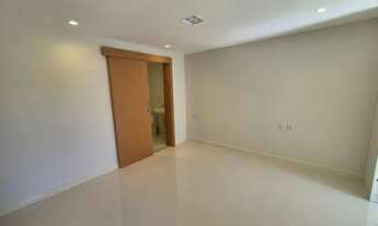 Imagem 3: Vendo Casa Condomínio em Miragem 5 Quartos, 2 suítes, Varandas, Piscina - Lauro de Freitas