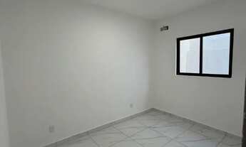 Imagem 2: Casa 3 Quartos no Bairro Aeroporto, Com 2 Banheiros - 01