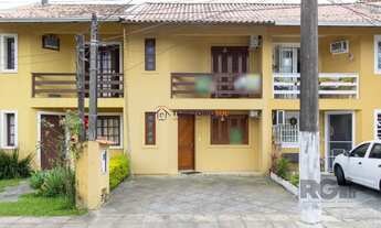 Imagem 2: Casa em Condomínio na Zona Sul, no bairro Hípica, com 2 dormitórios, living para dois ambi