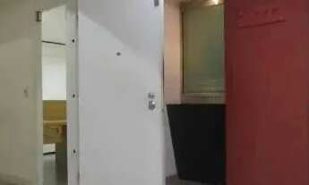 Imagem 2: Loja para Venda em Salvador, Caminho das Árvores, 1 banheiro, 2 vagas