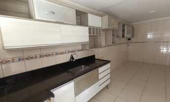 Imagem 6: Casa Linear no Centro com 2 suítes para Venda