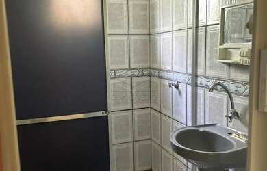 Imagem 2: Casa Ampla com garagem coberta