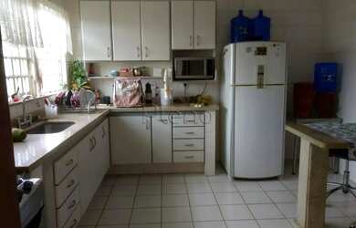 Imagem 6: Casa à venda em Campinas, Parque Alto Taquaral, com 3 quartos, com 219.37 m²