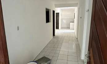 Imagem 4: Casa de rua - (2 quartos) Dixsept de rosado - 1º andar