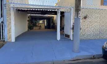 Imagem: Vendo casa 4 dormitórios com piscina