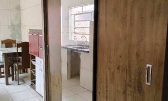 Imagem 6: Aluga-se edícula (cozinha + Suíte) Para mulher!!!