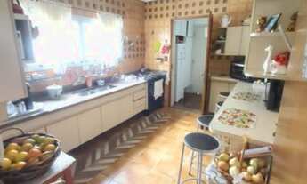 Imagem 6: Casa para venda possui 330 metros quadrados com 3 quartos em Jardim Prudência - São Paulo