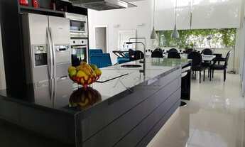 Imagem 2: Casa de condomínio sobrado para venda possui 346 metros quadrados com 4 quartos