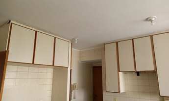 Imagem 3: VISTA DEFINIDA, REPLETO DE ARMÁRIOS, TERRAÇÃO, VAGO