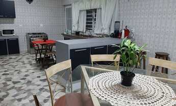 Imagem 3: Casa para venda com 400 metros quadrados, sendo 3 casas no terreno