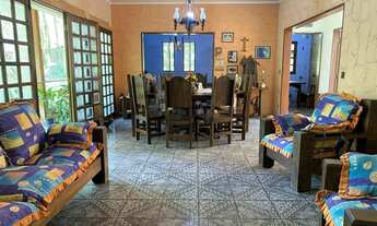 Imagem 3: Casa à venda em condomínio com lago e área verde preservada!