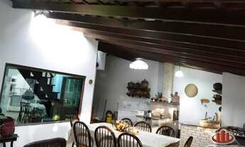 Imagem 7: Caso no Terceiro Lago, ao lado do Solo Sagrado