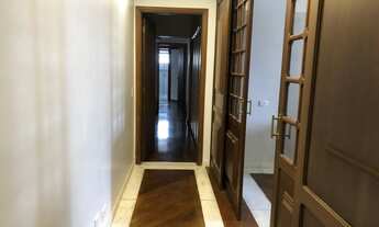 Imagem 7: Apartamento para aluguel e venda possui 303 metros quadrados com 4 quartos