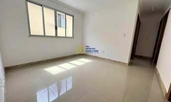 Imagem 2: Apartamento à Venda - 3 Quartos sendo 1 Suíte - 2 Vagas sob Pilotis - Bairro Planalto