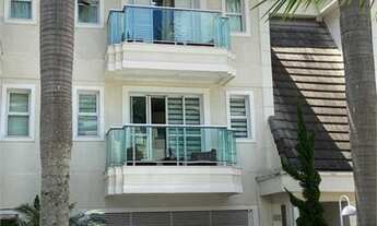 Imagem 3: Lindo sobrado em condomínio fechado a poucos passos do Horto Florestal