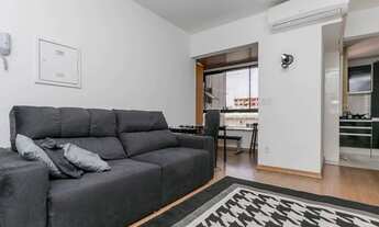 Imagem 2: Apartamento reformado, 47m², 1 dormitório, 1 vaga por 299.000,00