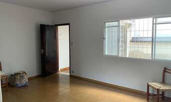 Imagem: Bela Casa à venda na Vila Mangalot na Rua