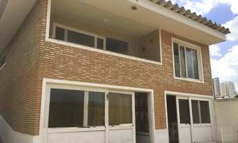 Imagem 2: Vende-se casa em localização privilegiada em Santana