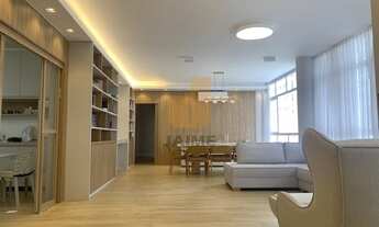 Imagem 2: Apartamento super ilumindado, totalmente reformado, em rua arborizada em Higienópolis!