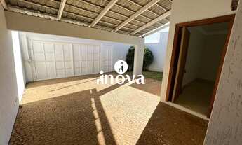 Imagem 2: Casa à venda, 3 quartos, 1 suíte, 2 vagas, Nenê Gomes, Jardim - Uberaba/MG