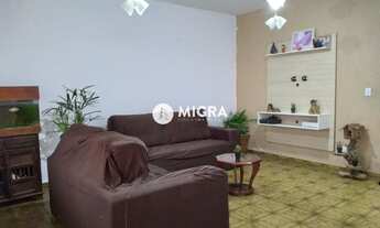 Imagem 2: SãO JOSé DOS CAMPOS - Casa Padrão - Jardim das Industrias