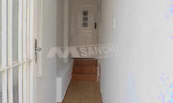 Imagem 5: Casa térrea + Ponto comercial de 9m² na frente, na Rua do Oratório