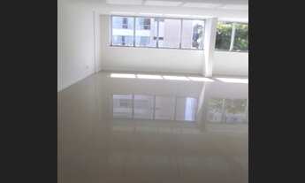 Imagem 2: Sala comercial Galpão / depósito com 2 vagas na garagem