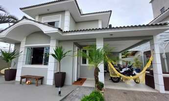 Imagem: Casa para venda tem 220 metros quadrados