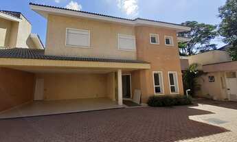 Imagem 3: Casa de condomínio para venda possui 284 metros quadrados com 4 quartos