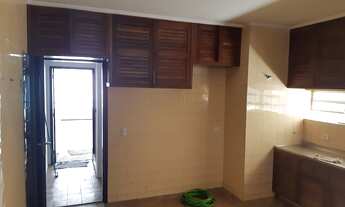 Imagem 5: Sobrado para venda possui 260 metros quadrados com 3 quartos