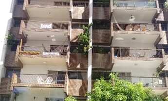 Imagem 4: APARTAMENTO EM SETUBAL,REFORMADO,3 QUARTOS,AMPLA SALA,2 VAGAS, VARANDA