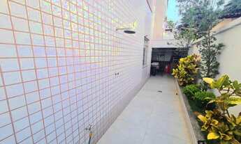 Imagem 2: Área Privativa sobre Pilotis Reformada com Armários Planejados - BH - Itapoã - 3 quartos