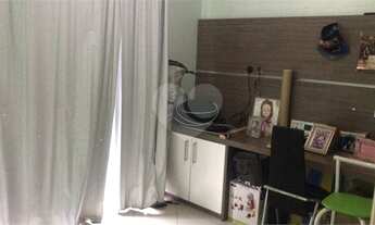 Imagem 5: Manaus - Casa Padrão - Flores