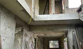 Imagem 2: Casa em construção em ótima localização