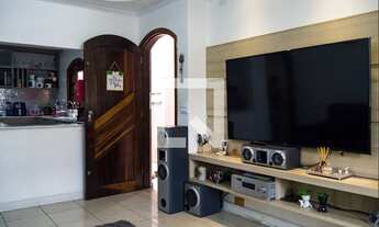 Imagem 2: Casa para Aluguel - Cidade Sao Jorge, 3 Quartos, 229 m2