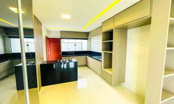 Imagem 7: Casa Nova para venda no Condomínio Jardim Amsterdã com 220 metros quadrados com 4 quartos