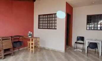 Imagem: Vende-se esta casa na ÁGUAS LINDAS