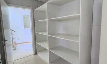 Imagem 3: Linda casa com 4 suítes no melhor Condomínio de Alphaville