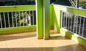 Imagem: Apartamento 2/4 suíte, tipo casa, com varanda