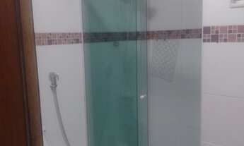 Imagem 2: Ótimo apartamento Centro c/ 4qts, send 1suíte, 2brs, blindex, amrs plnjds - Sem garagem!!!