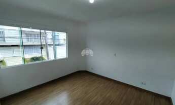 Imagem 9: Sobrado á venda no Condomínio Garibaldi das Azaleias no bairro Cachoeira/Barreirinha em Cu